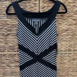 NWT Frank Lyman Black And White Striped Sleeveless Bodycon Dress Size 4